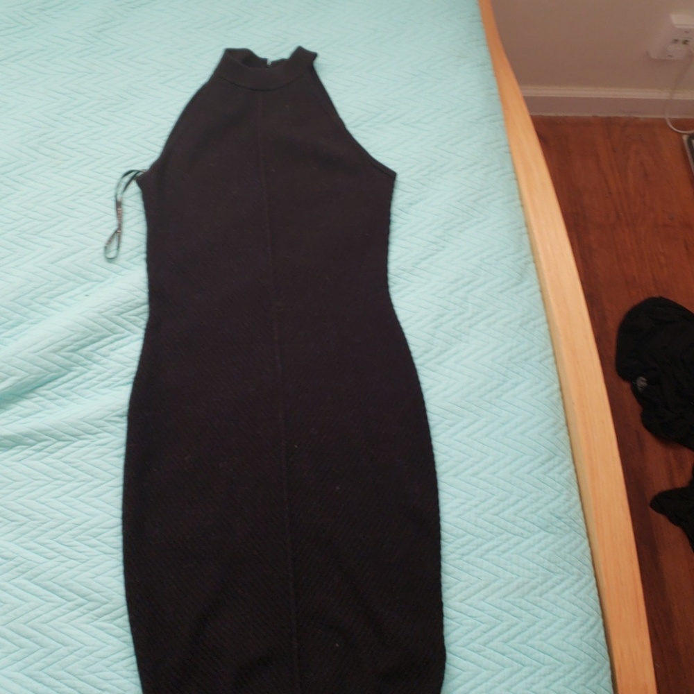 Dress - Picture 4 of 4